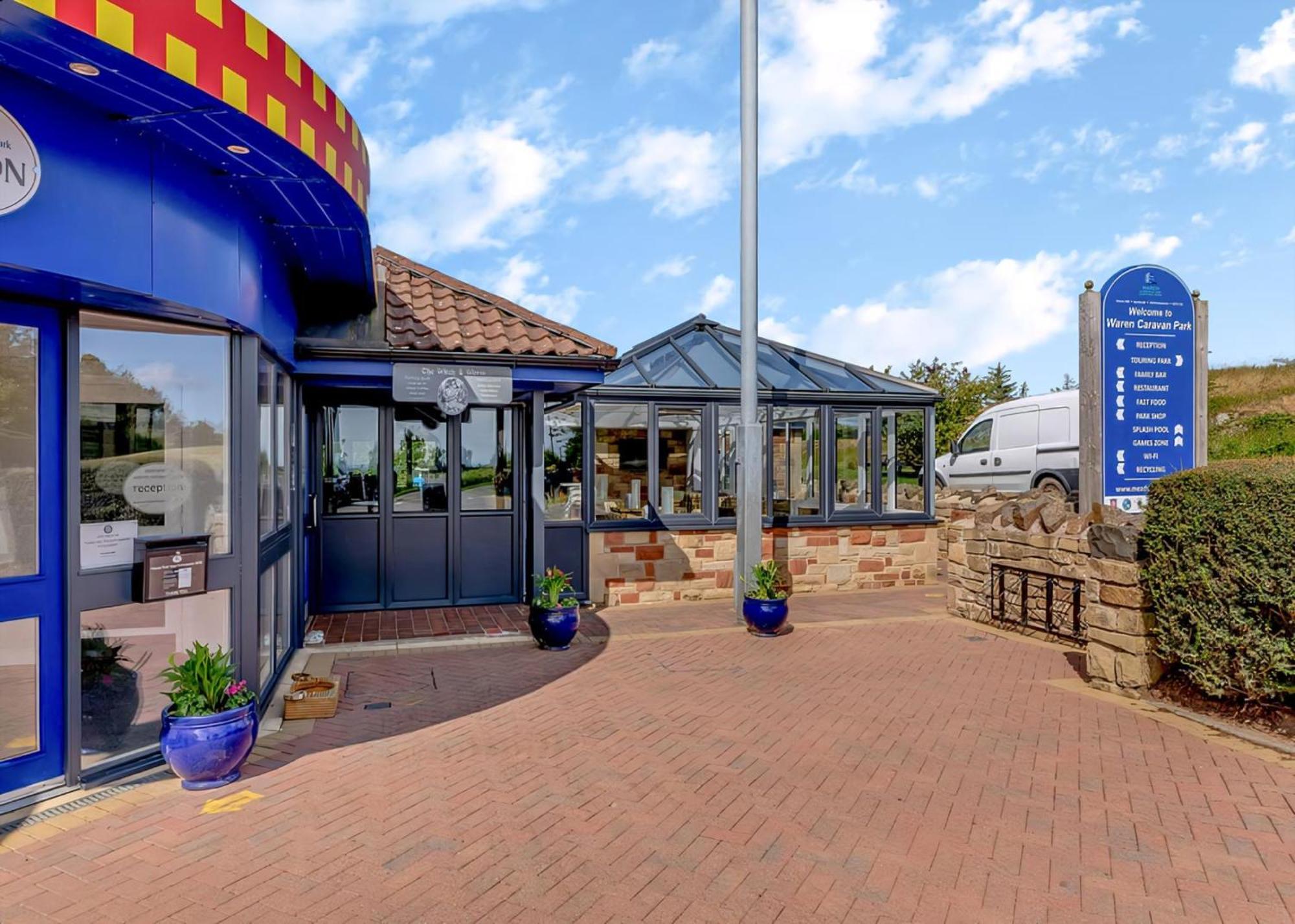 Waren Caravan Park Bamburgh Exterior foto