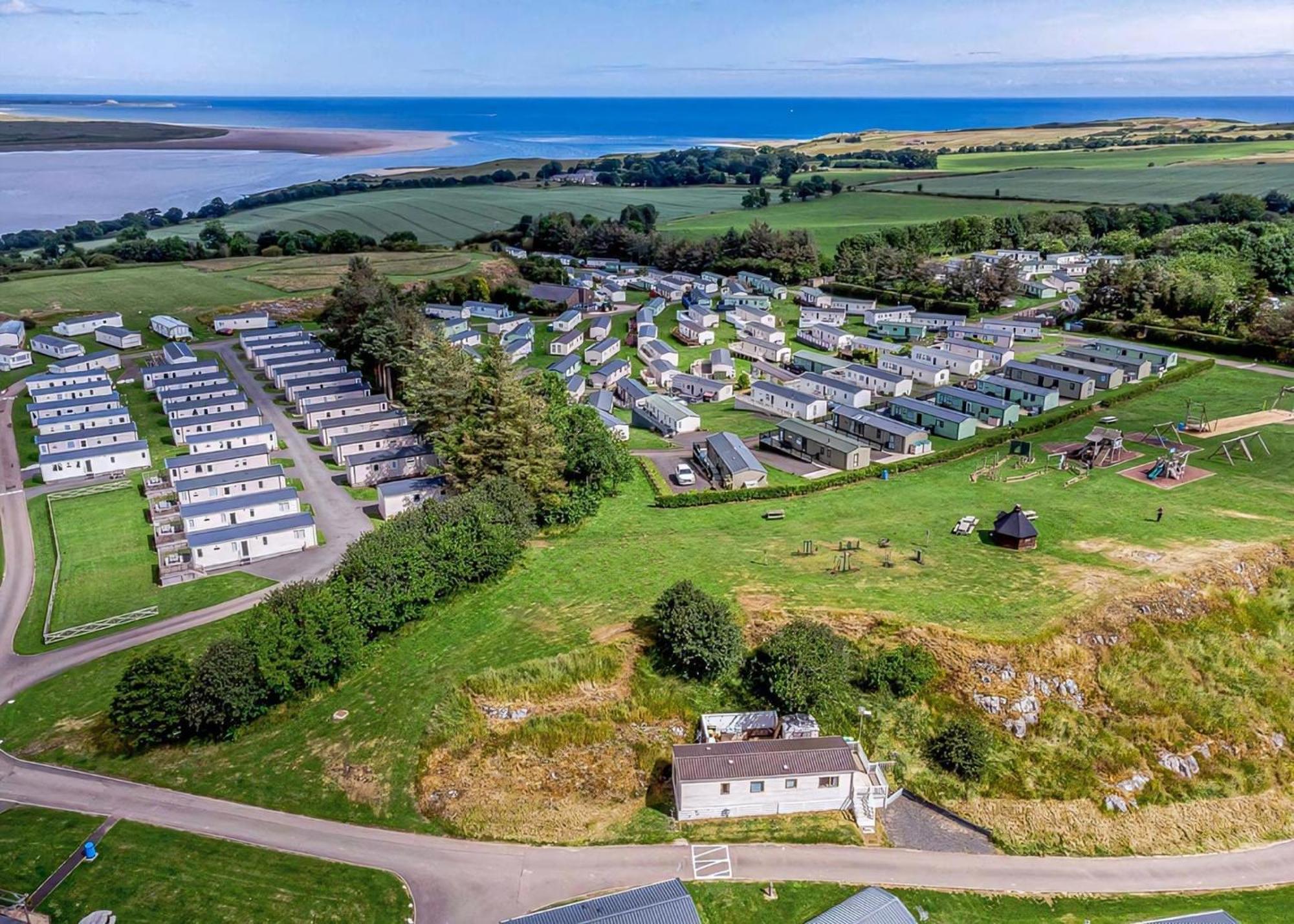 Waren Caravan Park Bamburgh Exterior foto